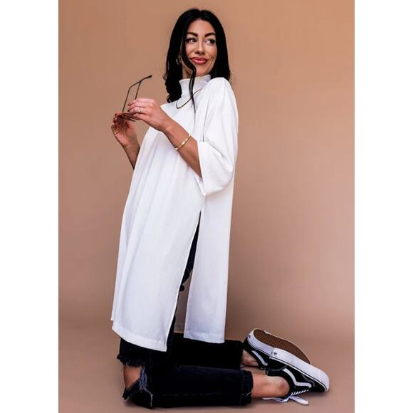 NWT Dressed in LALA Icon Oversized Mock Neck Ribbed Tunic Top Shirt White Small - Picture 1 of 8